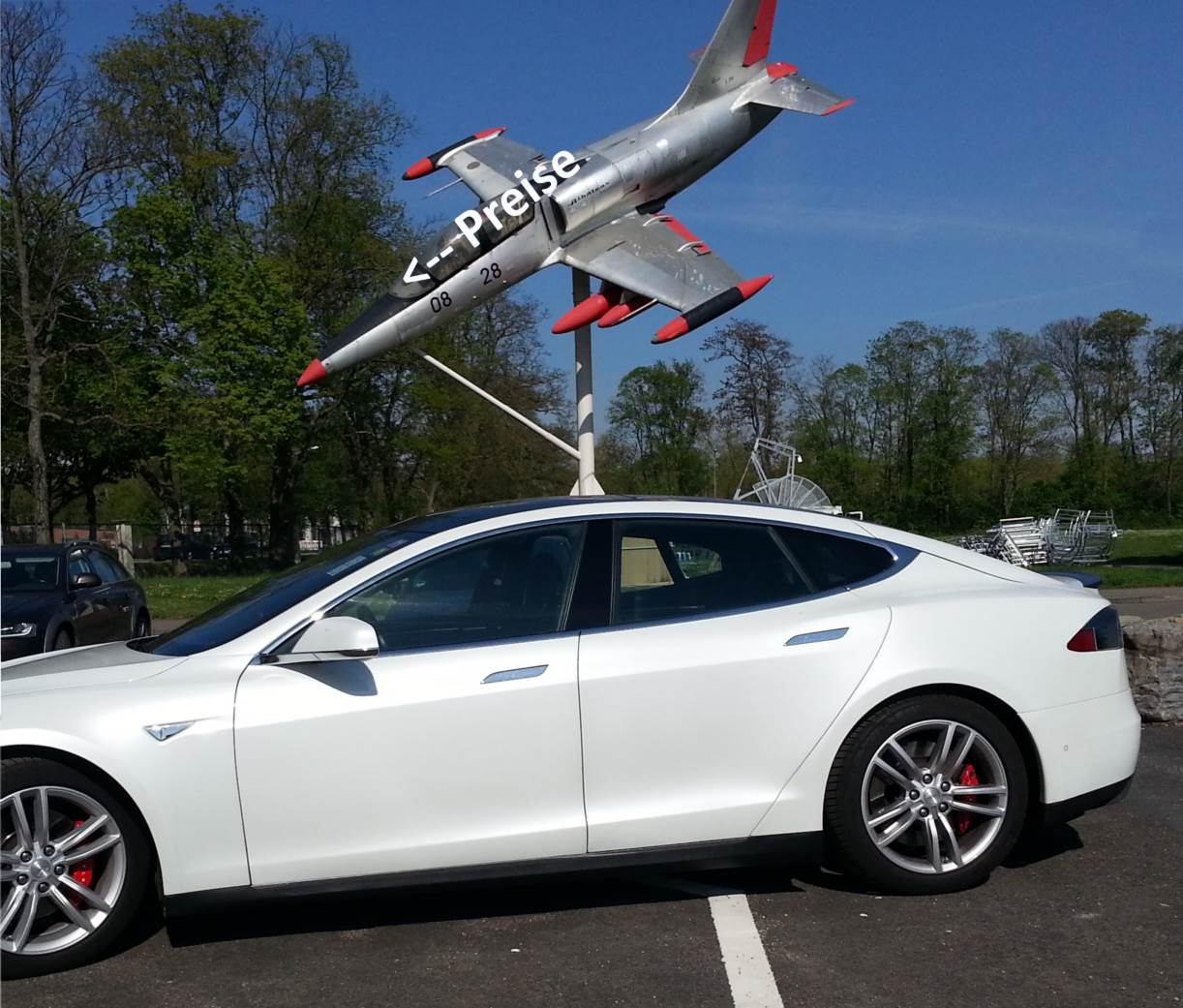 Preisreduktion photo Tesla senkt Preise
